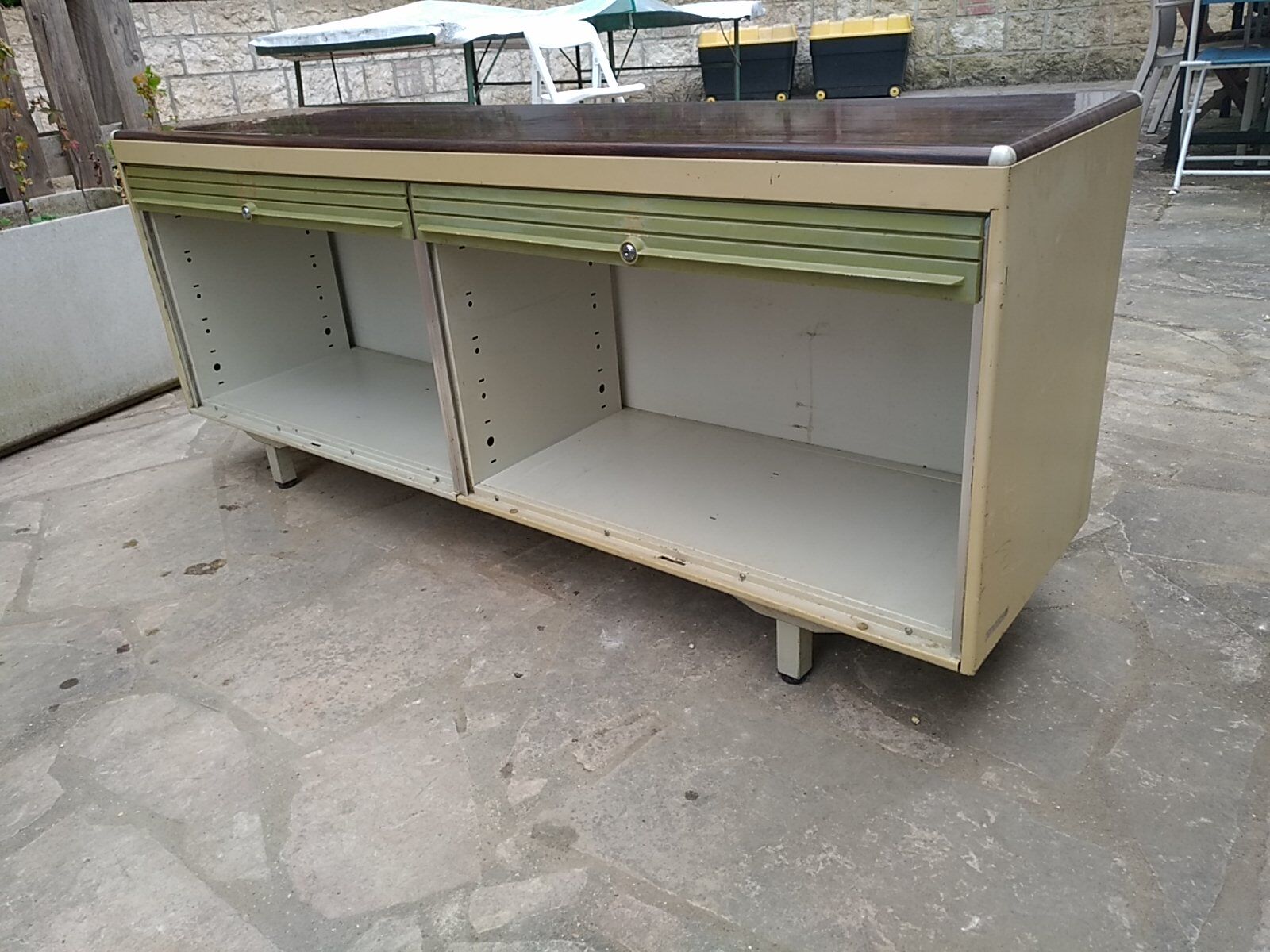 Meuble vintage industriel Strafor