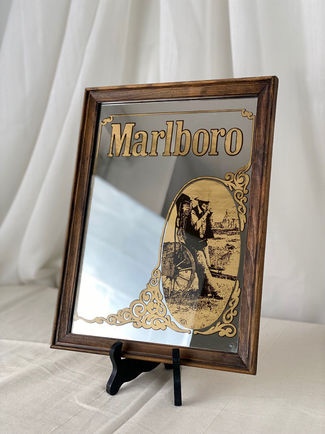 Marlboro mirror