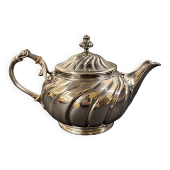 Teapot from the silversmith's house of Cailar & Bavard, early 20th century