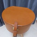 Old hat in leather box