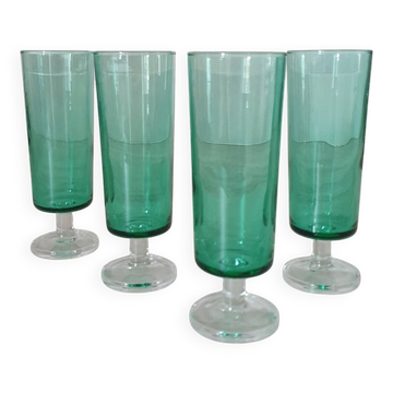 Lot de 4 flûtes vertes modèle Cavalier par Luminarc