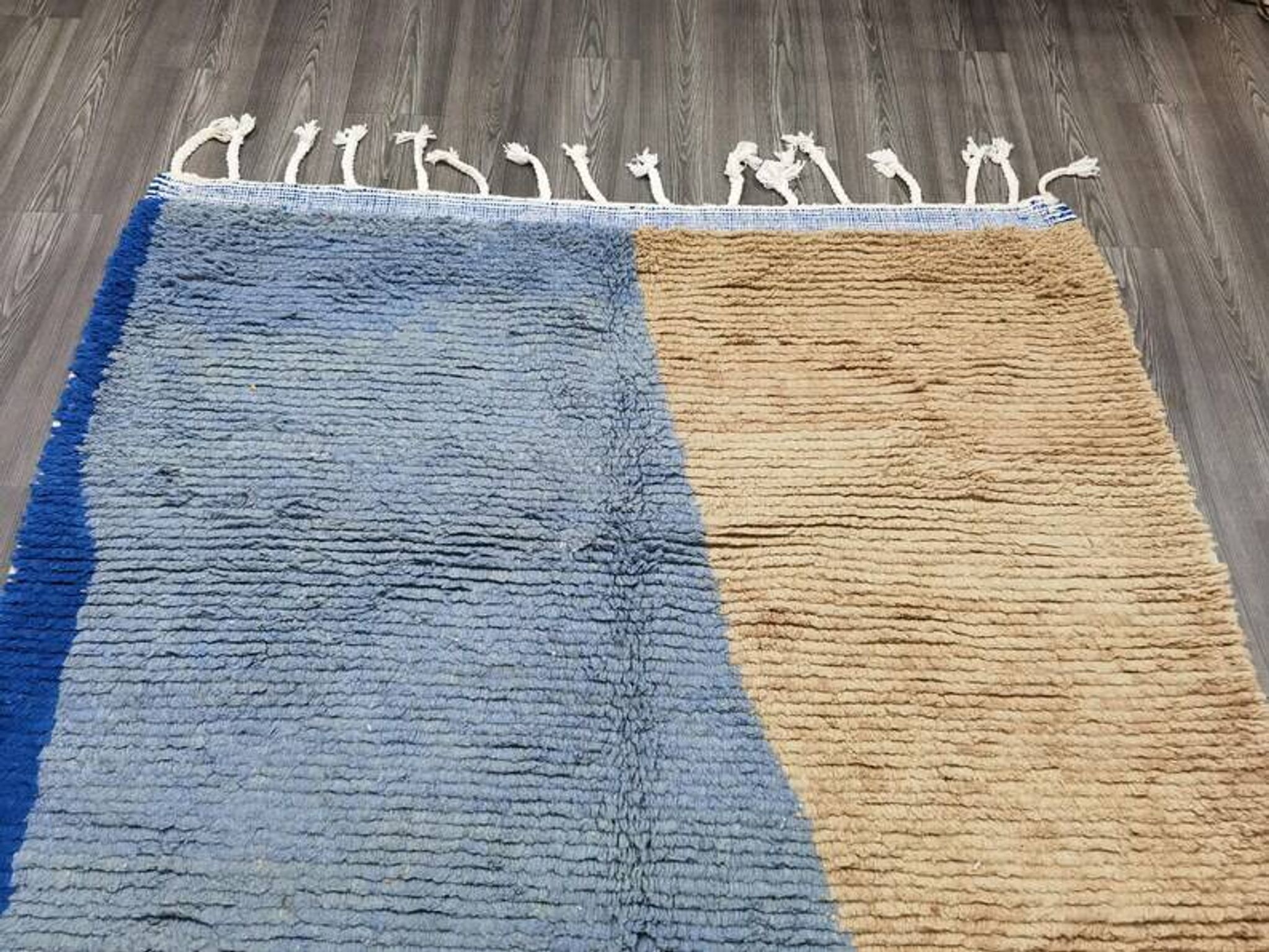 Handmade Berber rug 230x160cm