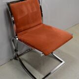 Suite de 6 chaises en métal chromé et feutrine brique 1970