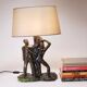 Lampe de table sculpturale brutaliste “Homme et Femme près d’un arbre”, Italie, années 1970