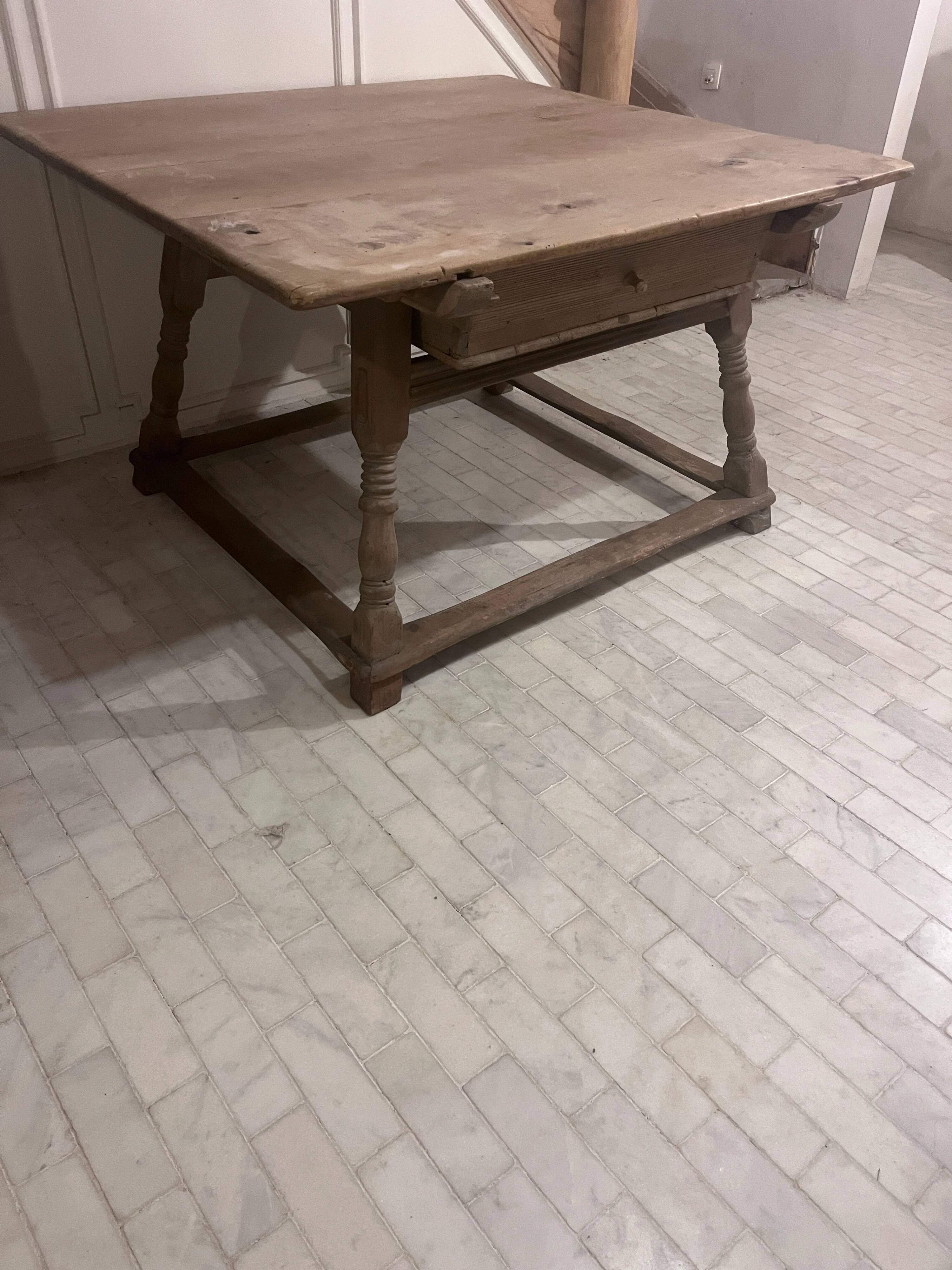 19th-century antique merchant's payment table made of solid wood.