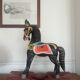 Cheval à bascule en bois ancien