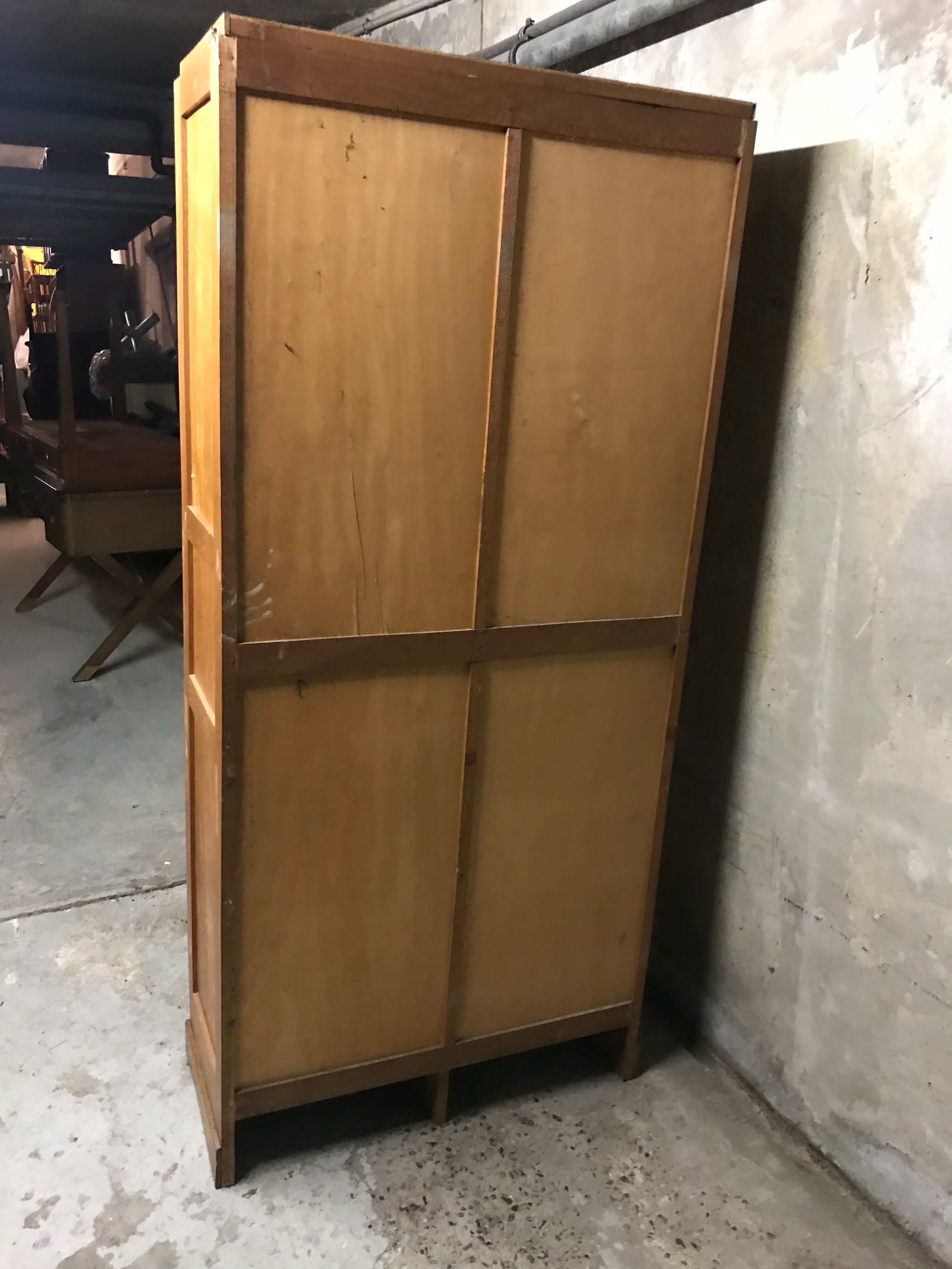 Meuble classeur à rideaux de notaire chêne