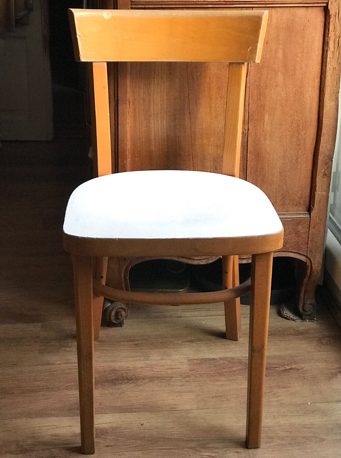 Chaise bistrot en bois