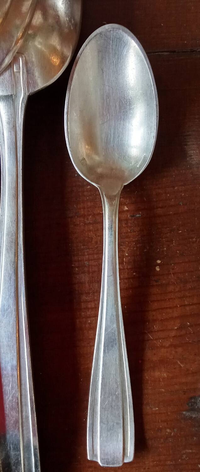 Antique 30-piece cutlery set from Boulenger Goldsmiths