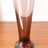 Vase en verre violet design années 70