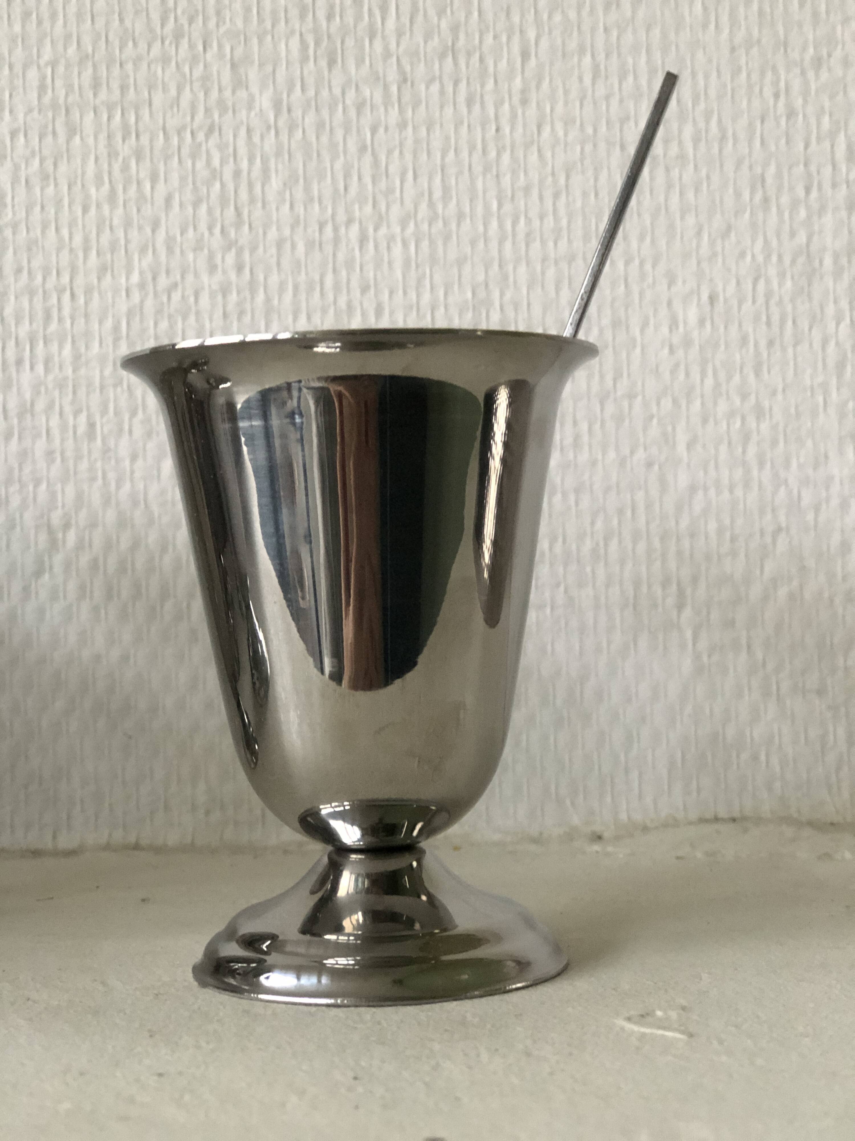 Set of 6 stainless steel bowls