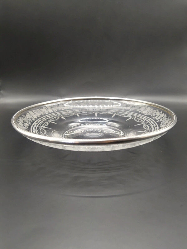 Solid glass and silver plate