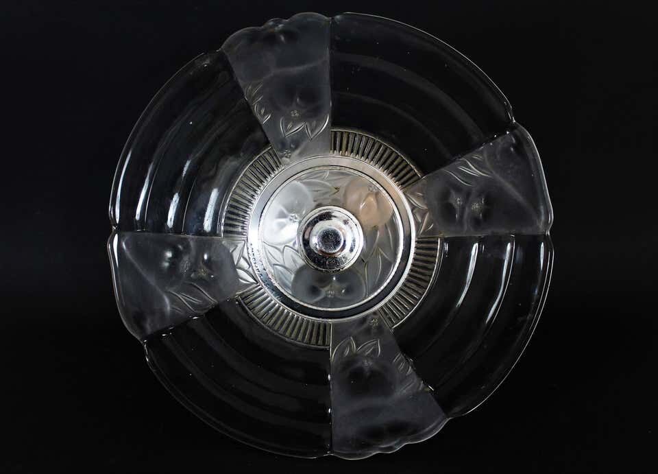 Art Deco Cup with pedestal - 1940