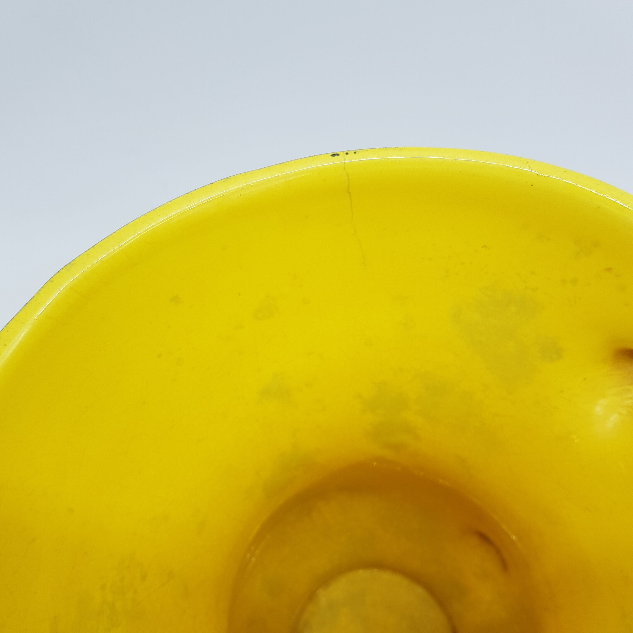 Pitcher Digoin Sarreguemines black satin and yellow