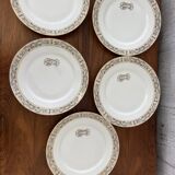 12 porcelain plates, 22cm diameter