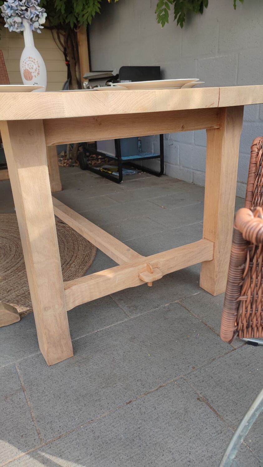 Old farm table to renovate