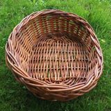 Vintage pet basket