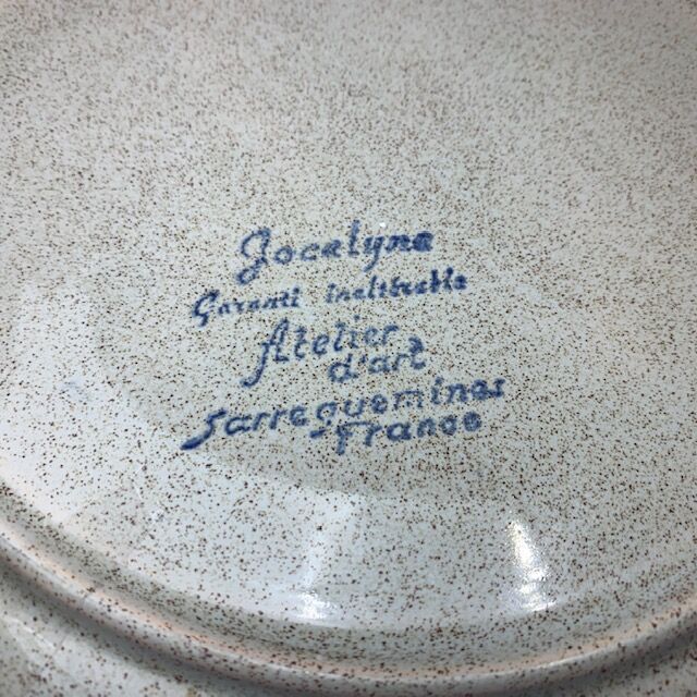Lot of 6 flat plates in Sarreguemines Jocelyne hand-painted sandstone
