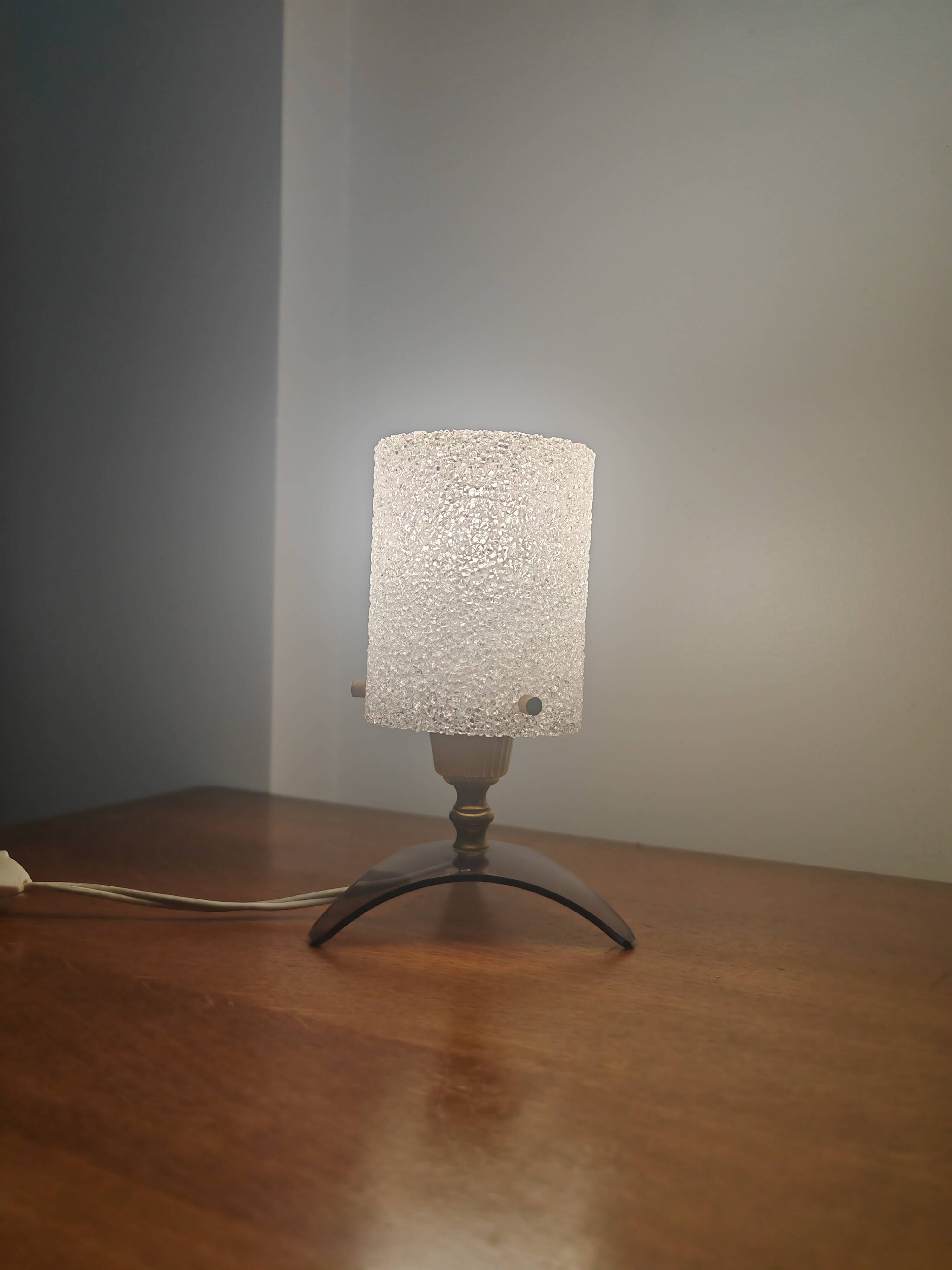 Vintage tripod lamp 60s/70s – Smoked Plexiglass, Brass & Frosted granite glass