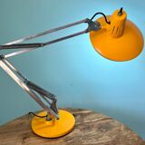 Desk lamp