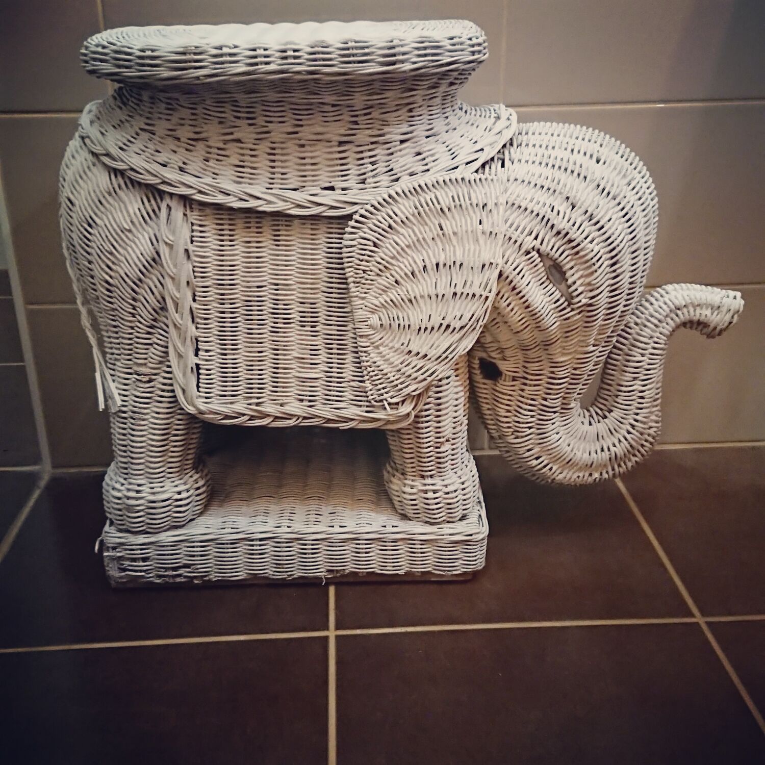 Elephant wicker table