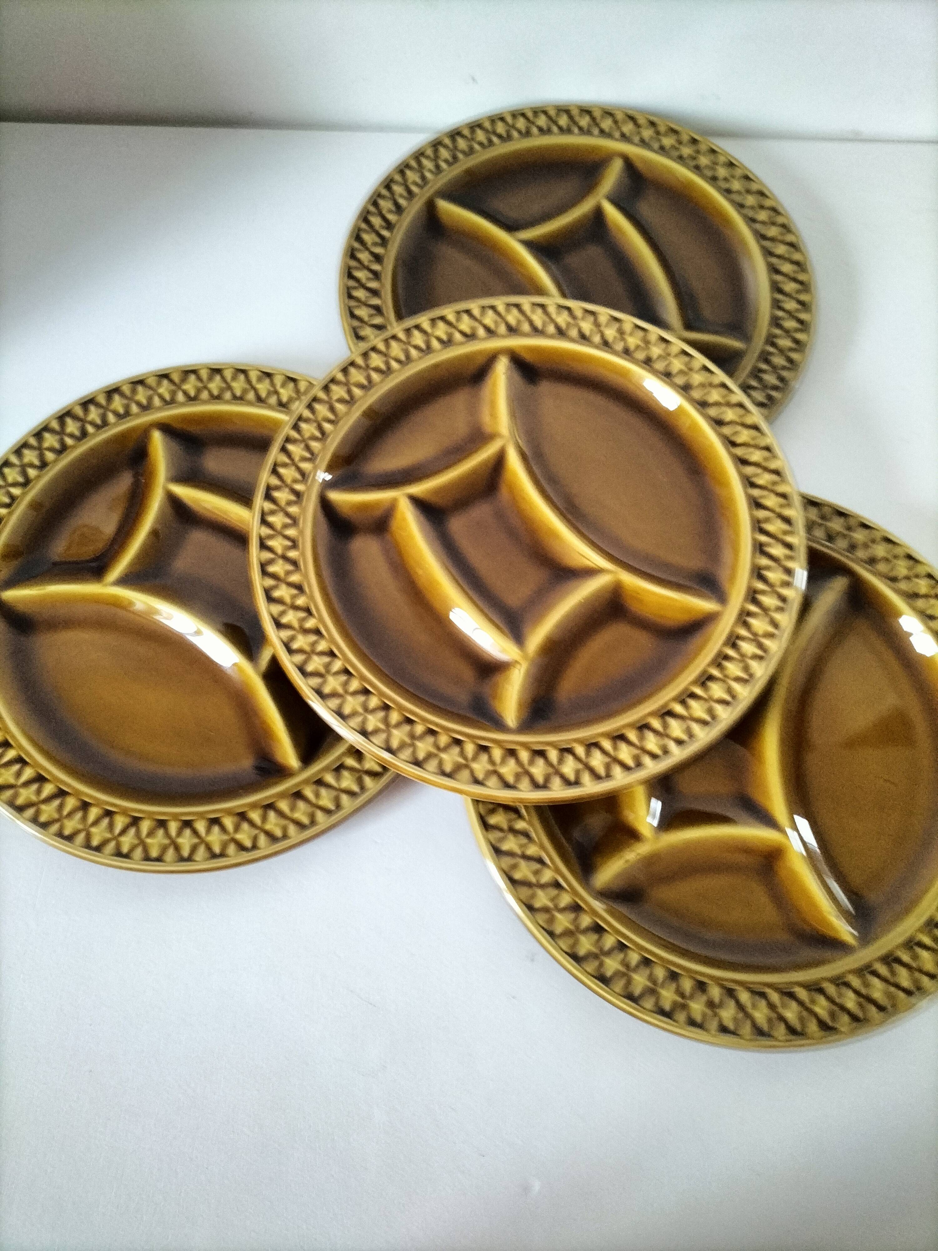 Ensemble de 4 assiettes compartimentées Digoin Sarreguemines