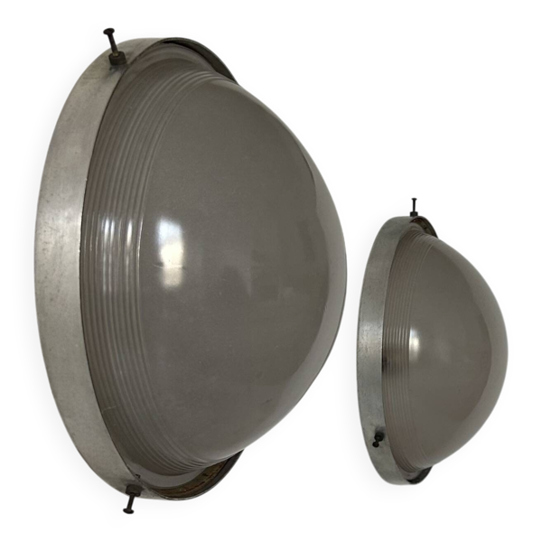 Paire d'appliques modernistes en chrome et verre sablé, France, 1930