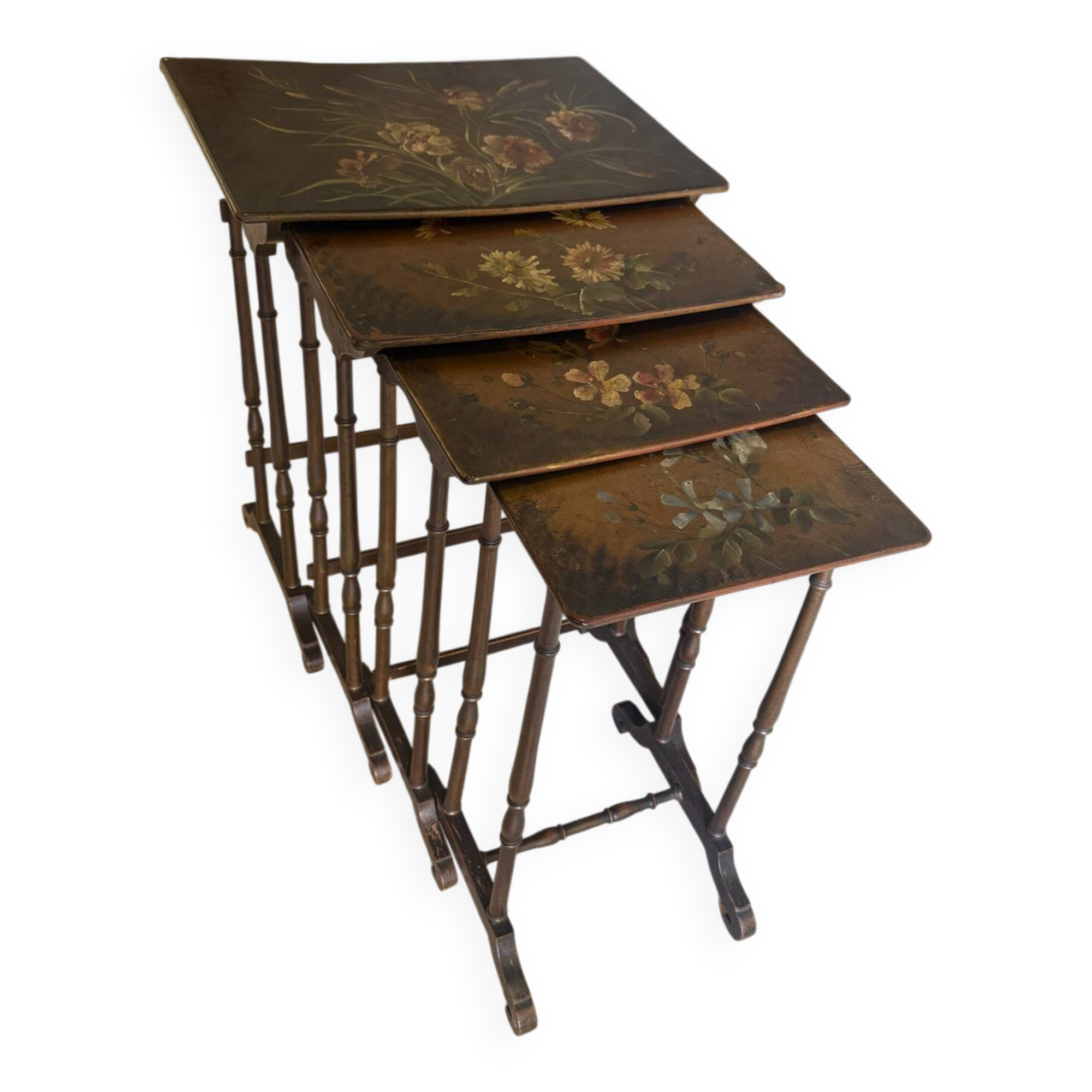 Série de 4 tables gigognes