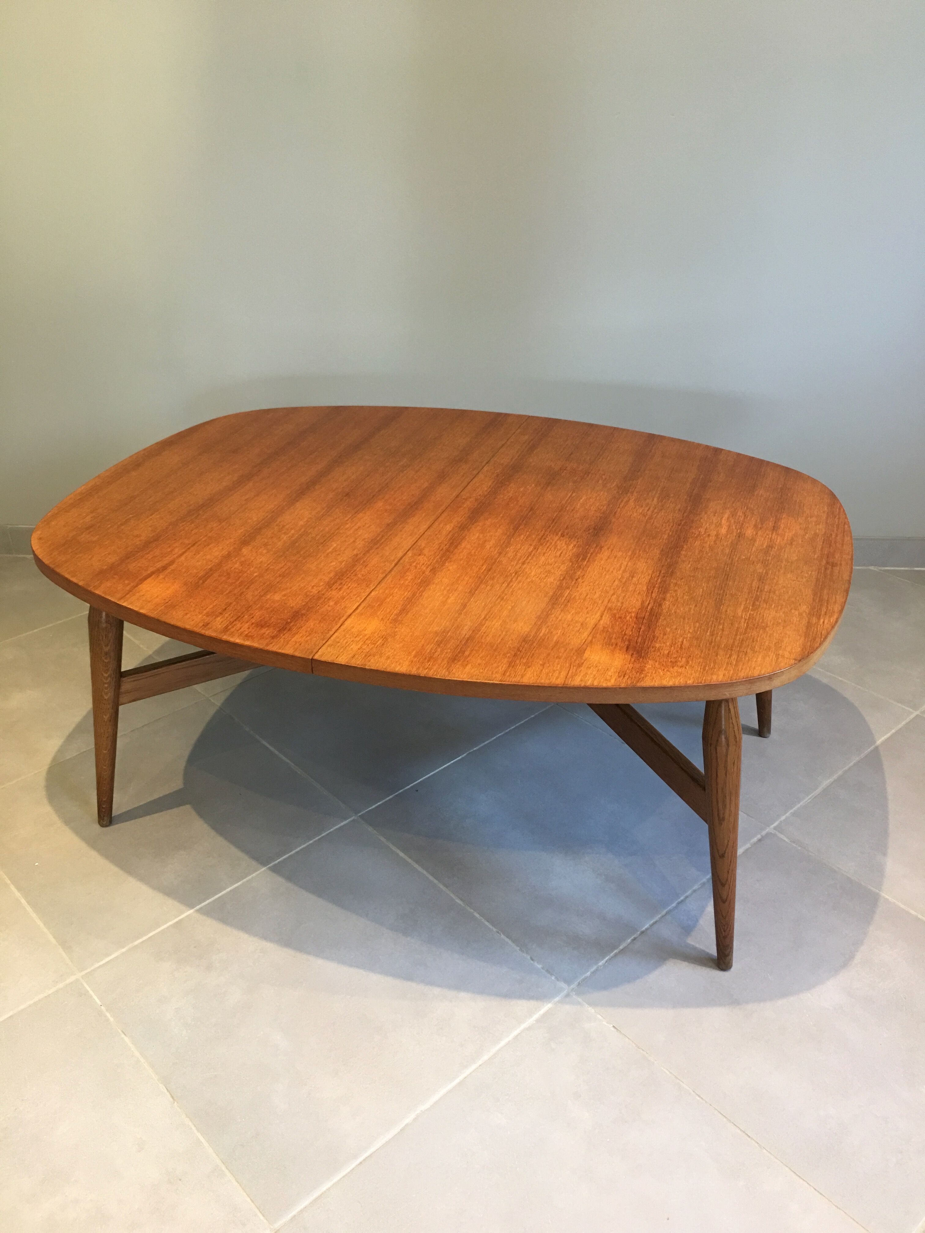 Lift coffee table Smørrebrød