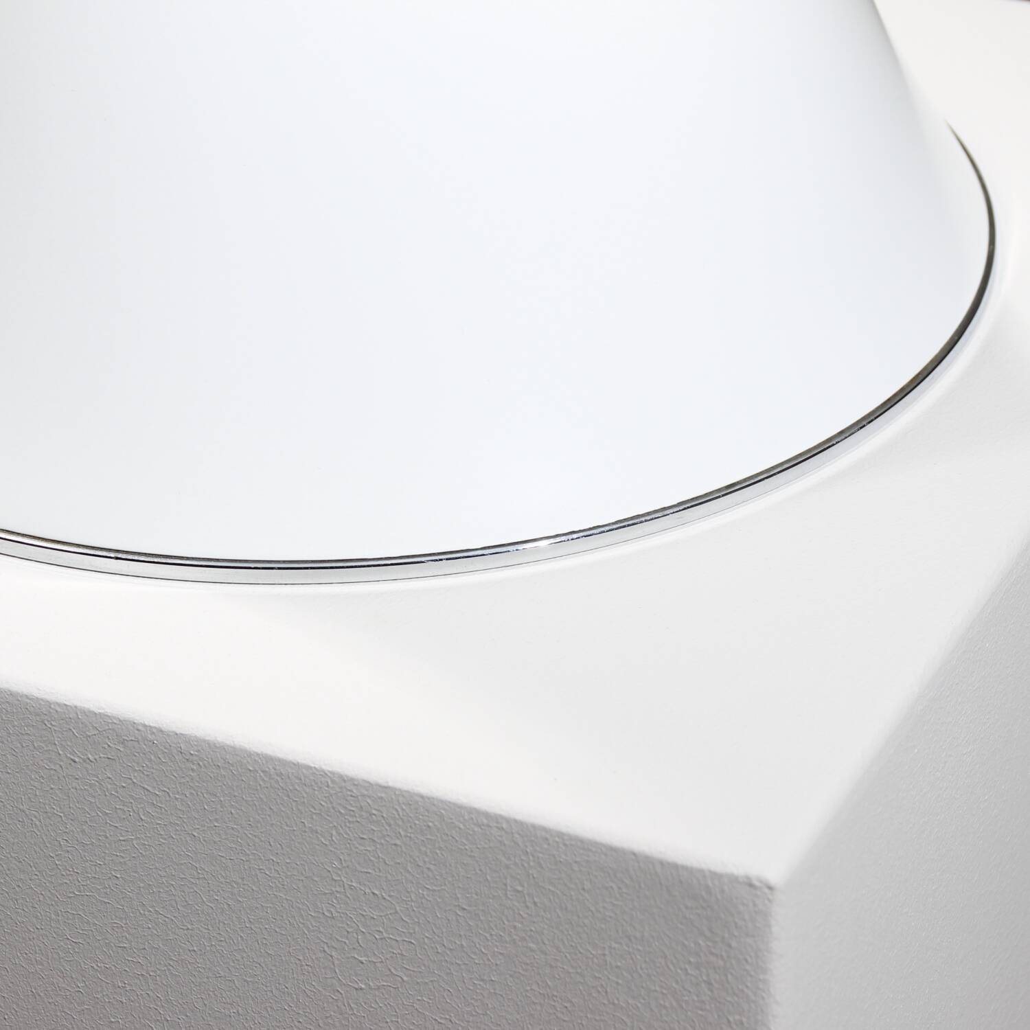 Lampe 'Pipistrello 620' par Gae Aulenti pour Martinelli Luce, Italie