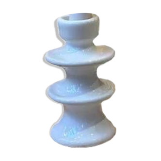 Pearly white candle holder