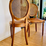 Chaises anciennes médaillon