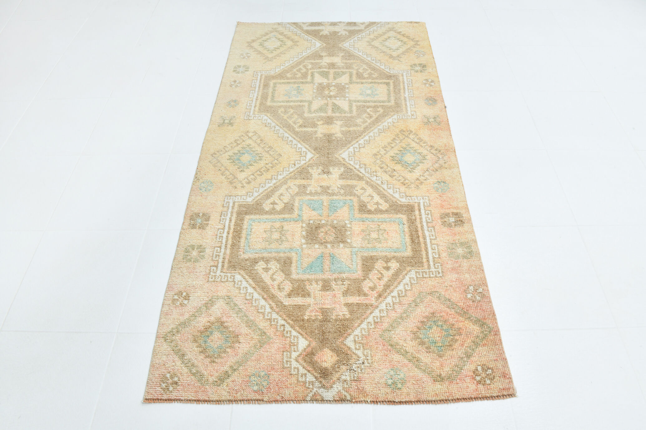 4x7 Soft Beige & Brown Oushak Vintage Rug 109x207Cm