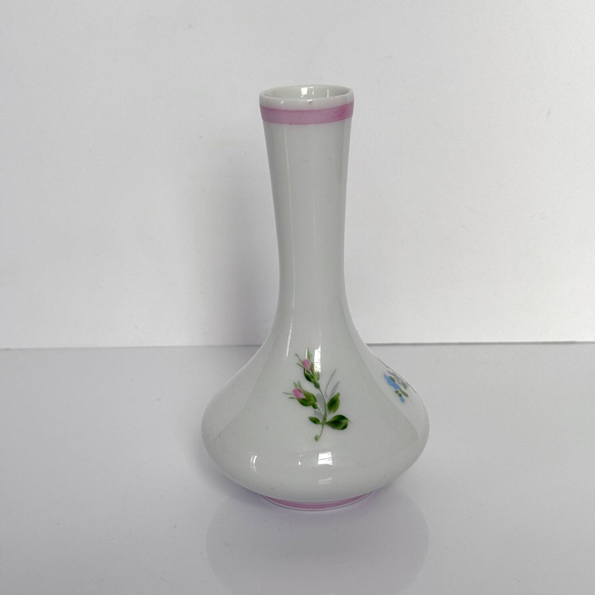Soliflore en porcelaine de Limoges peint à la main | Ruban/Nœud