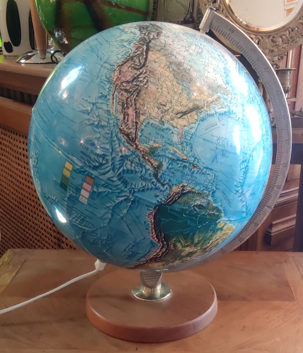 Vintage luminous globe/Scandinavian globe