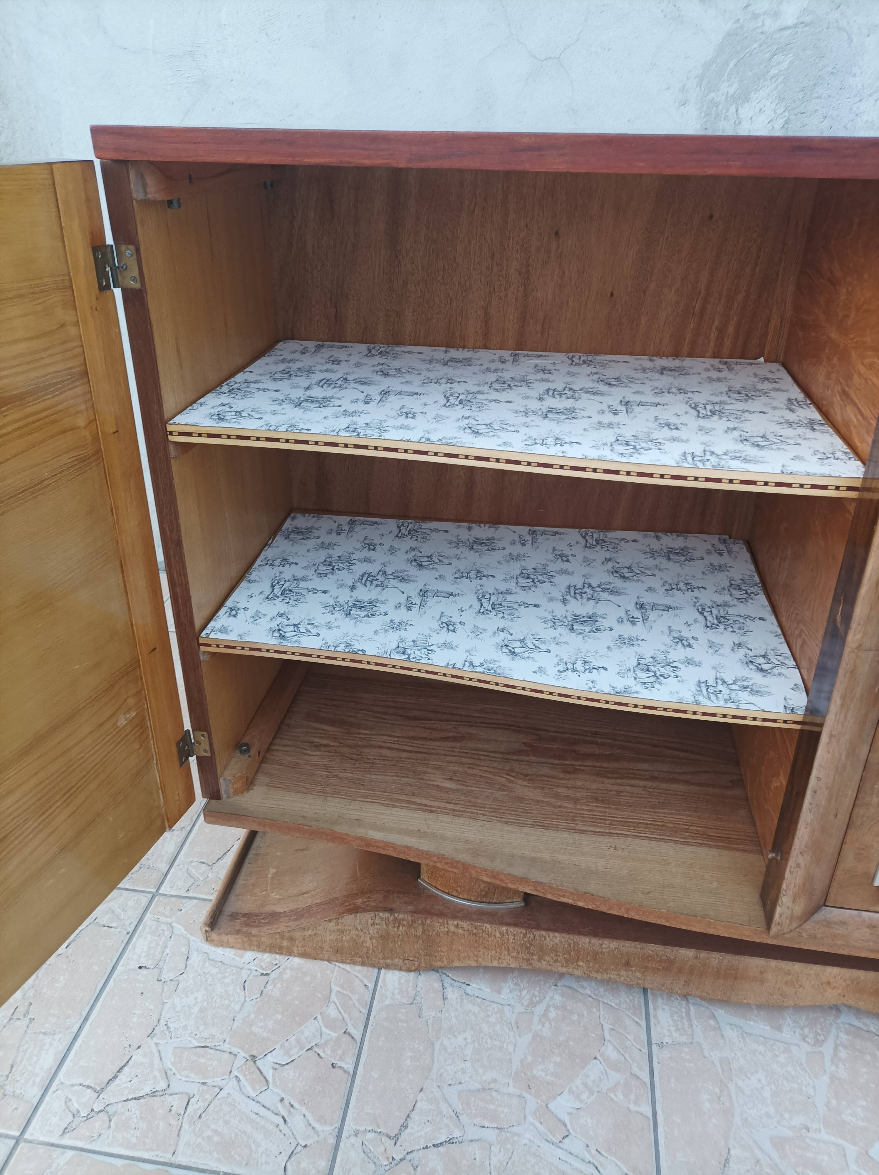 Art Deco sideboard in burr walnut