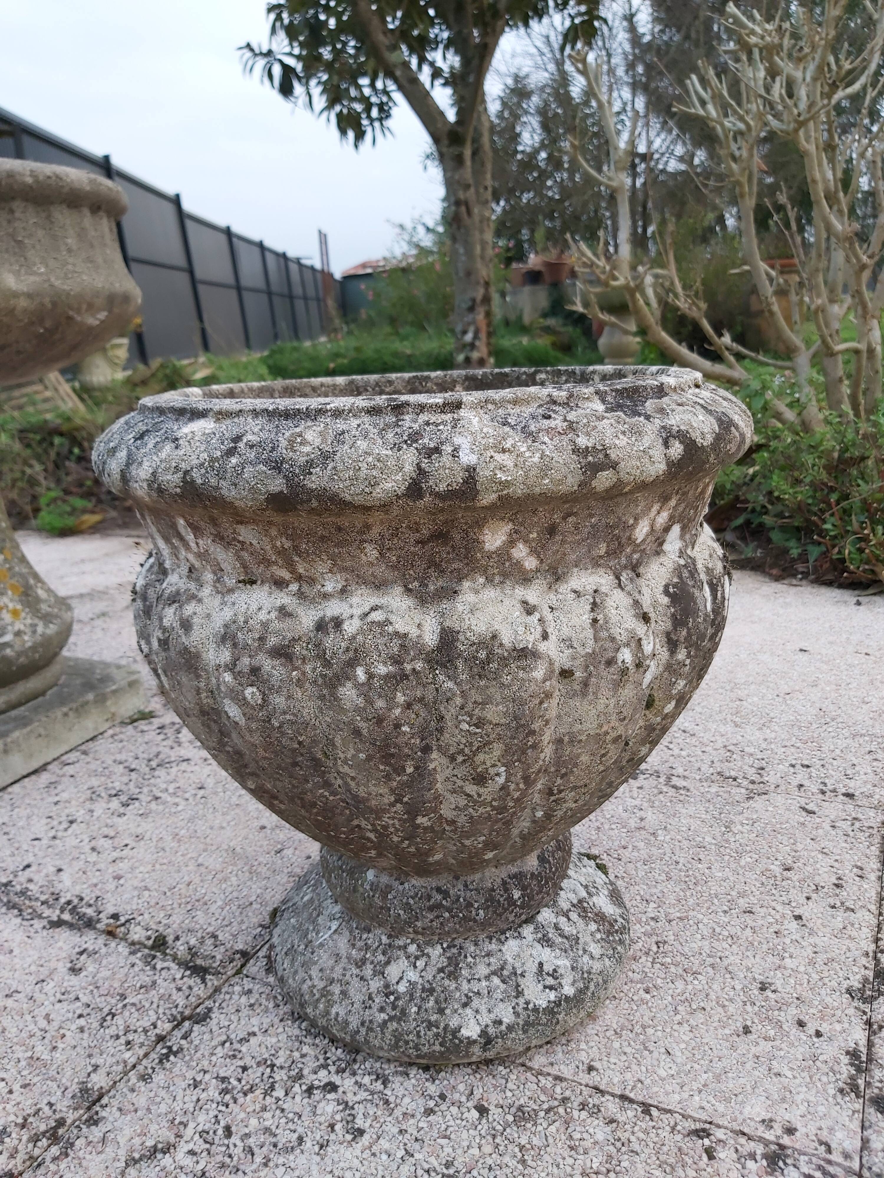 Jardinière Médicis en pierre reconstituée