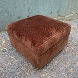Retro seventies velvet pouf