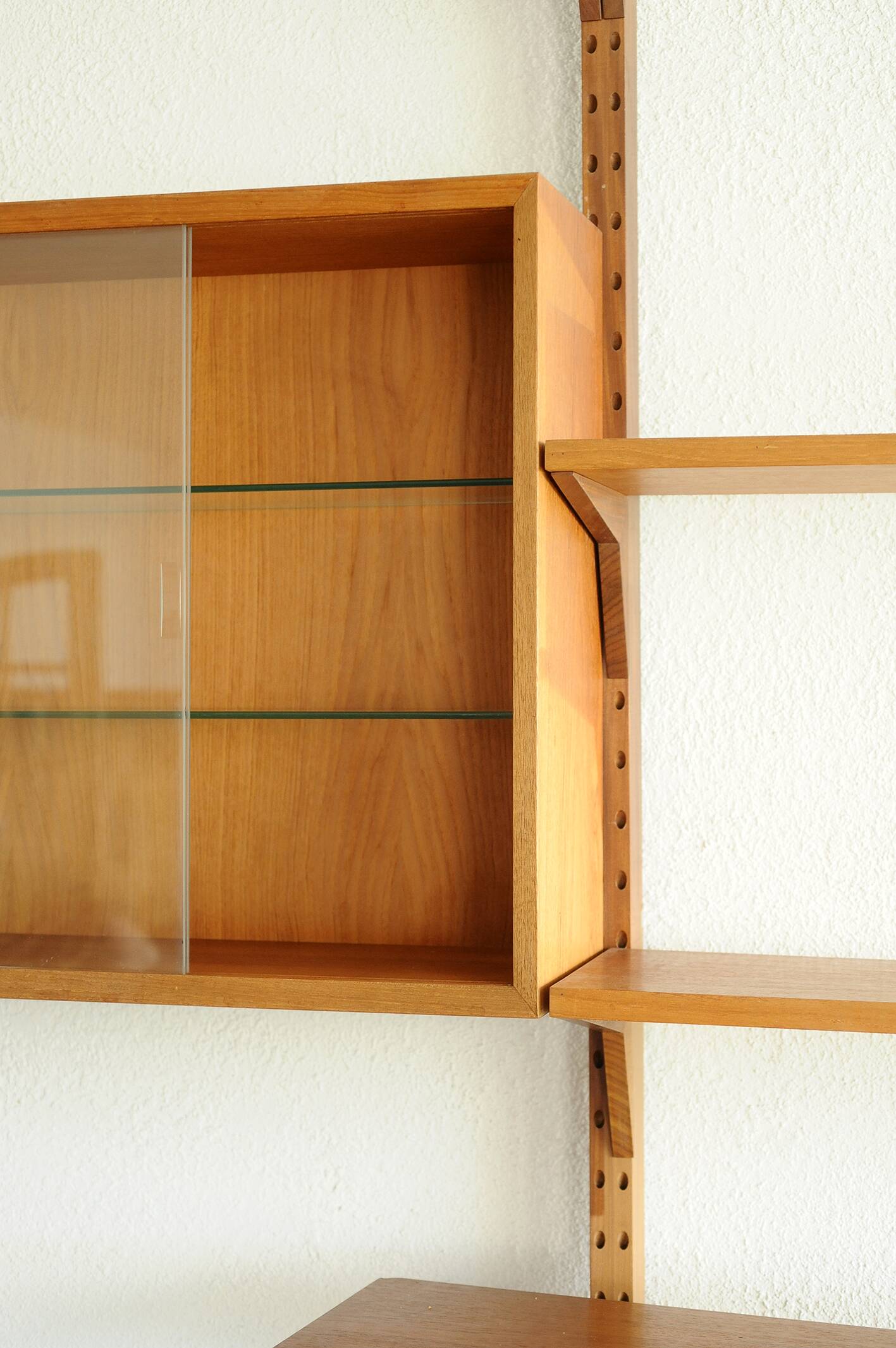 Scandinavian wall system in teak 1960