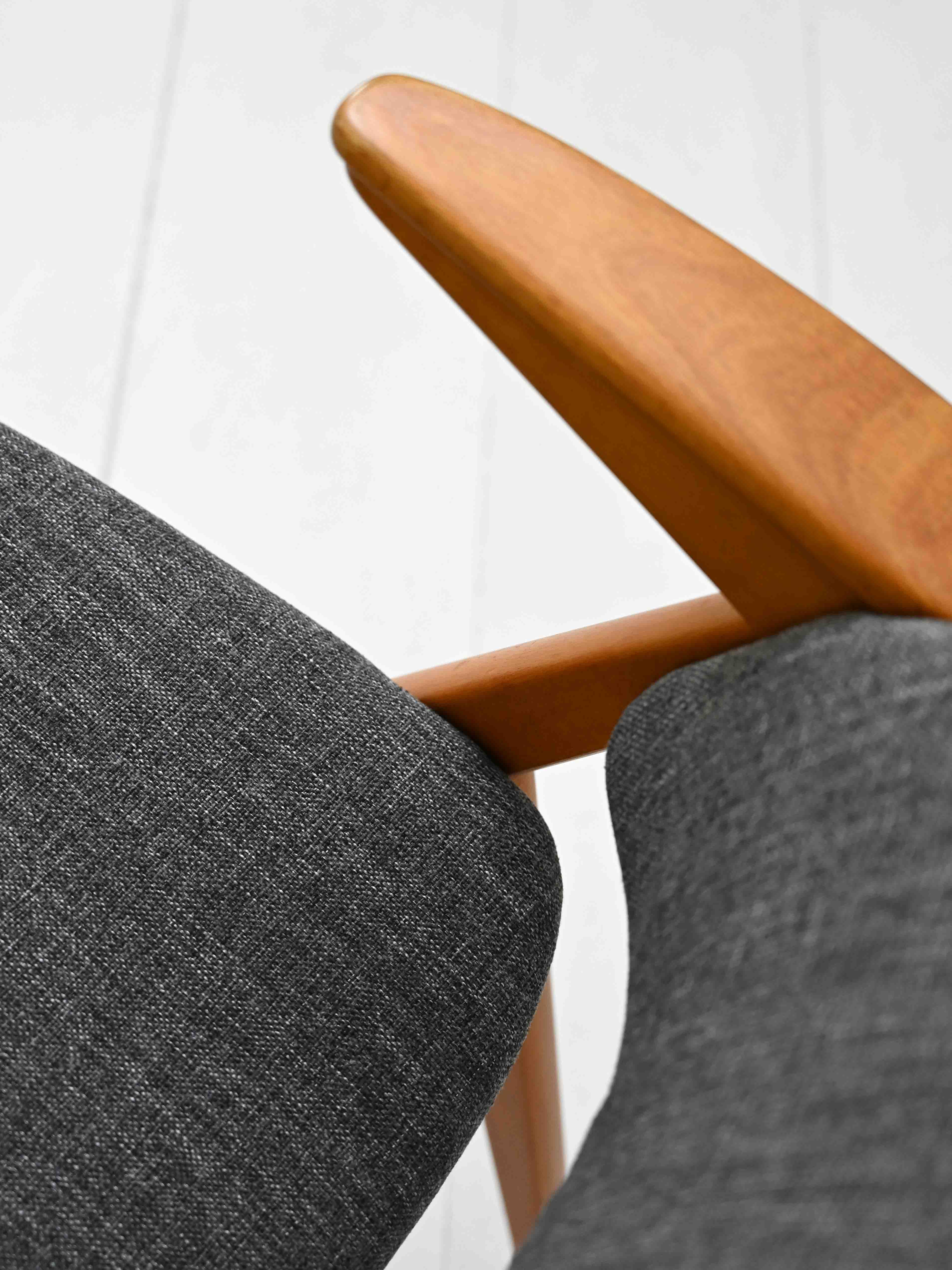 Set of 6 chairs designed by Bengt Ruda for NK