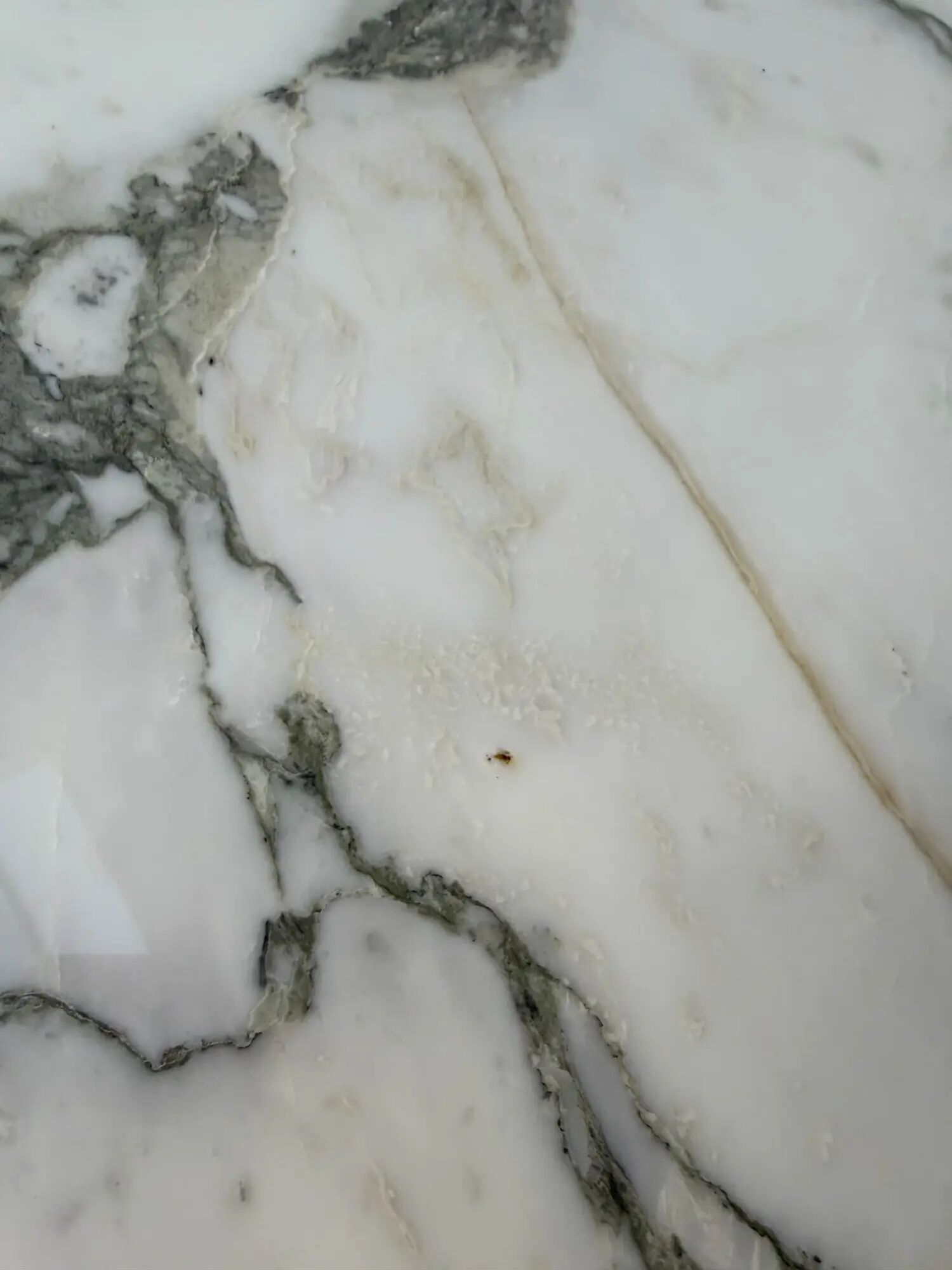 1960s oval marble dining table by Florence Knoll for Roche Bobois