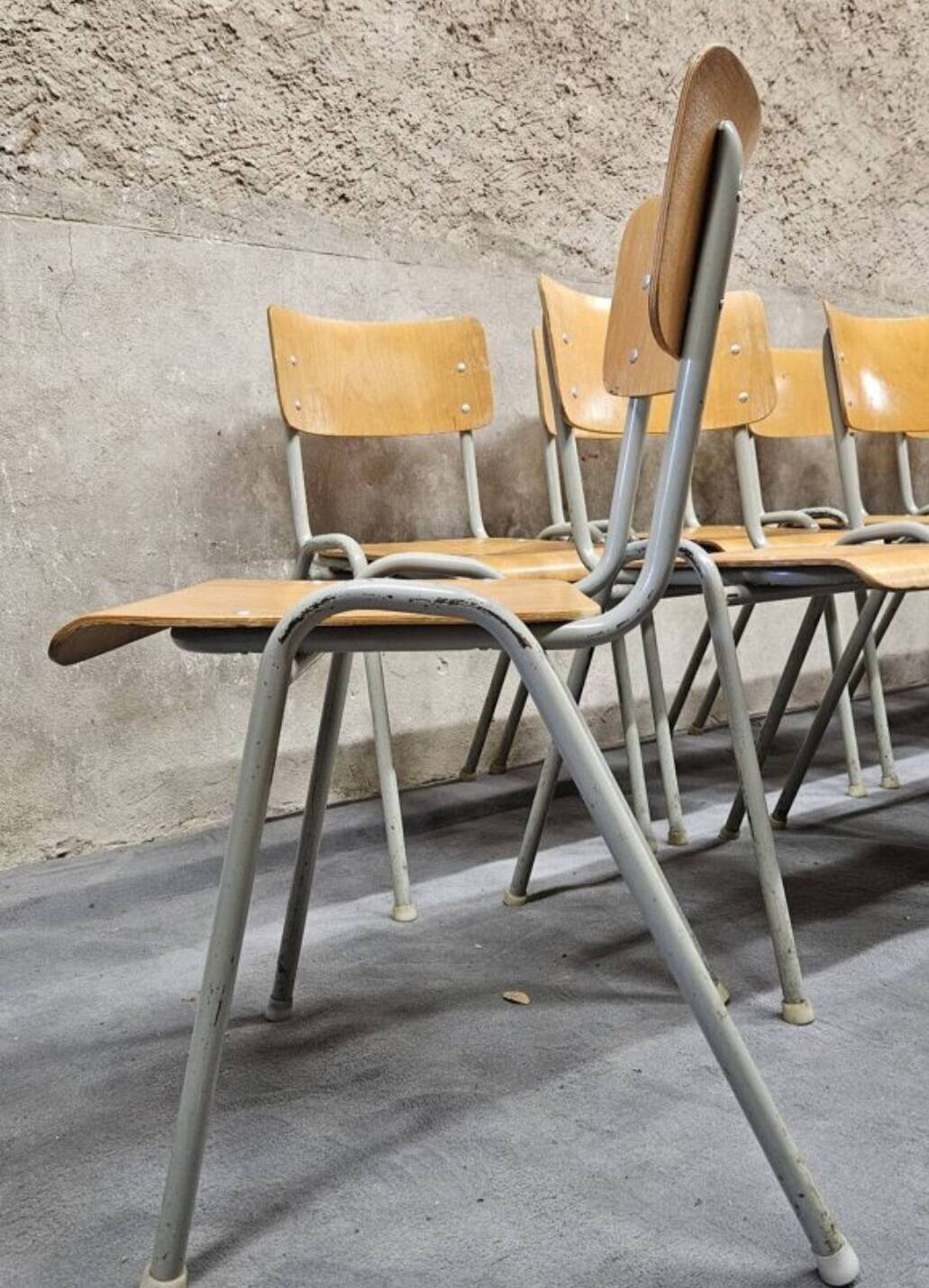 Lot of 18 vintage stackable bistro chairs from the 1970s