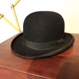 Bowler