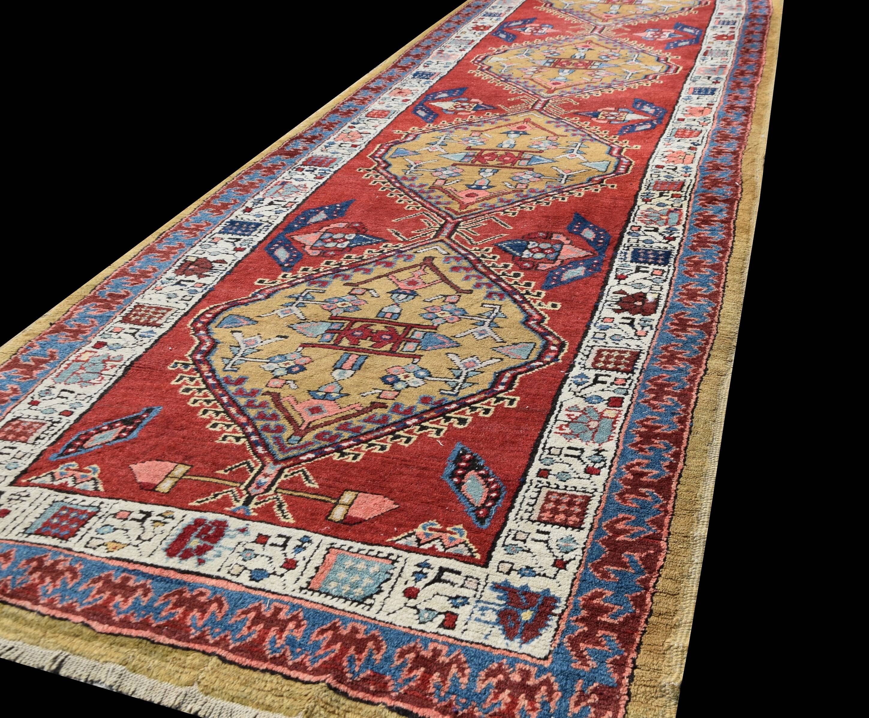 Persian Iran Sarab Runner Rug: 0.98 X 3.72 Meters - Handmade