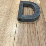 Letter teaches D