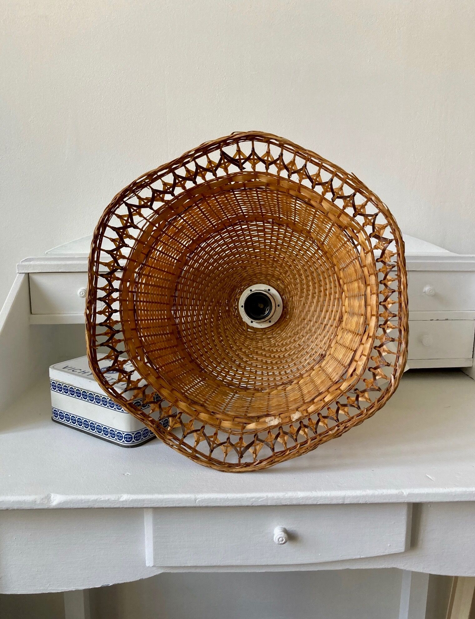 Vintage wicker pendant lamp