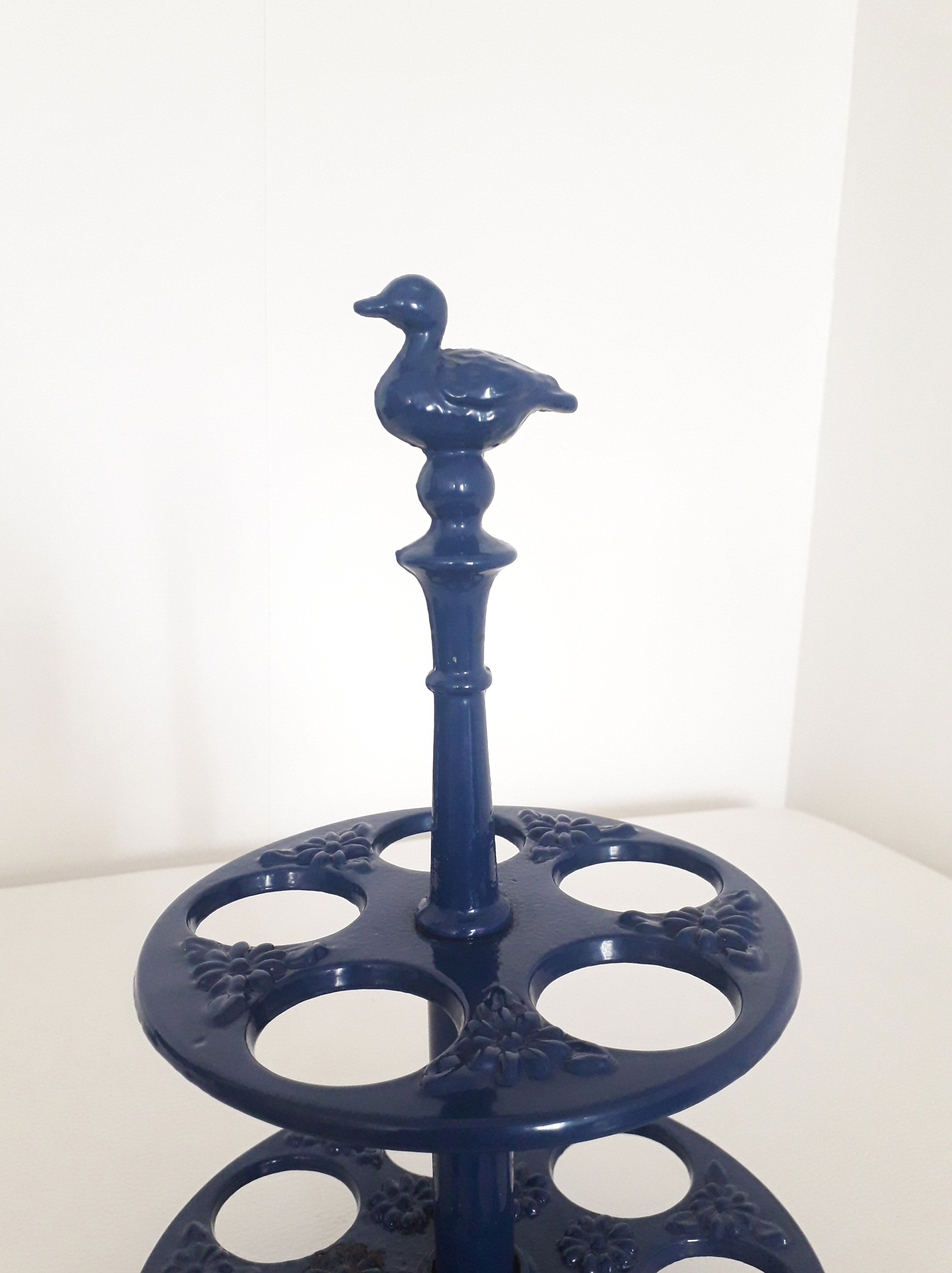 Vintage egg holder - Midnight blue enamelled cast iron - 1960