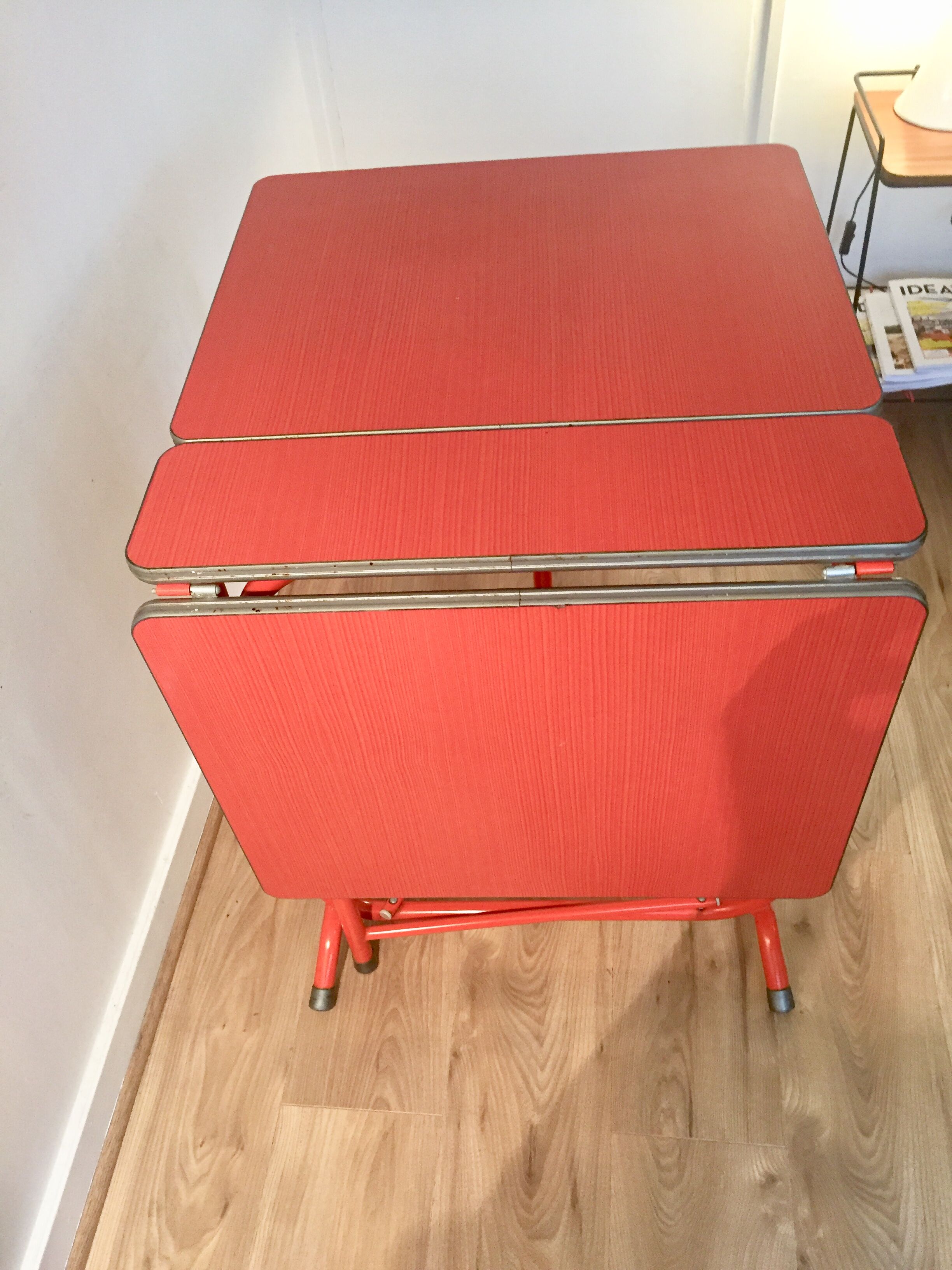 Table pliante pliable formica orange vintage