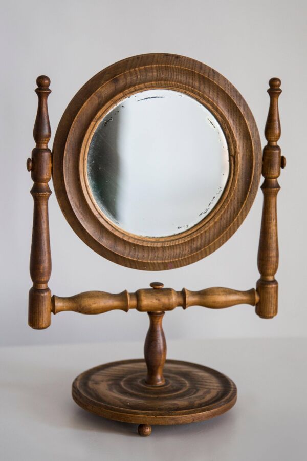 Miroir décoratif brun milieu de siècle avec cadre en bois, Italie, 1960s