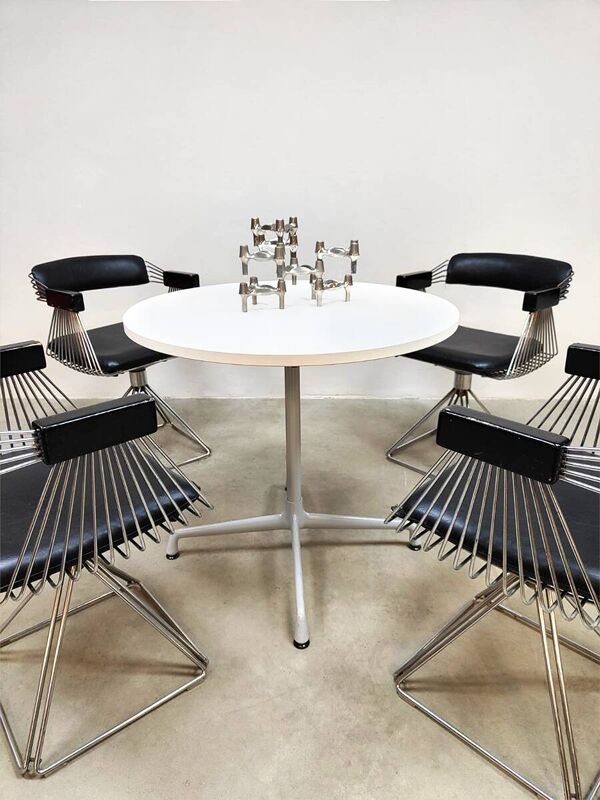 Table ronde de style vintage Vitra Eames